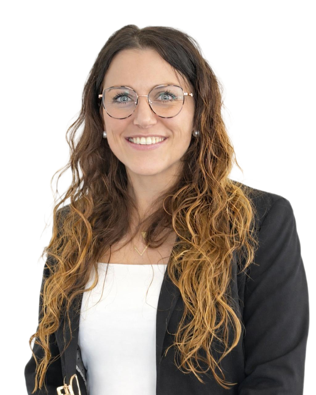 a man in a suit and tie posing for a picture